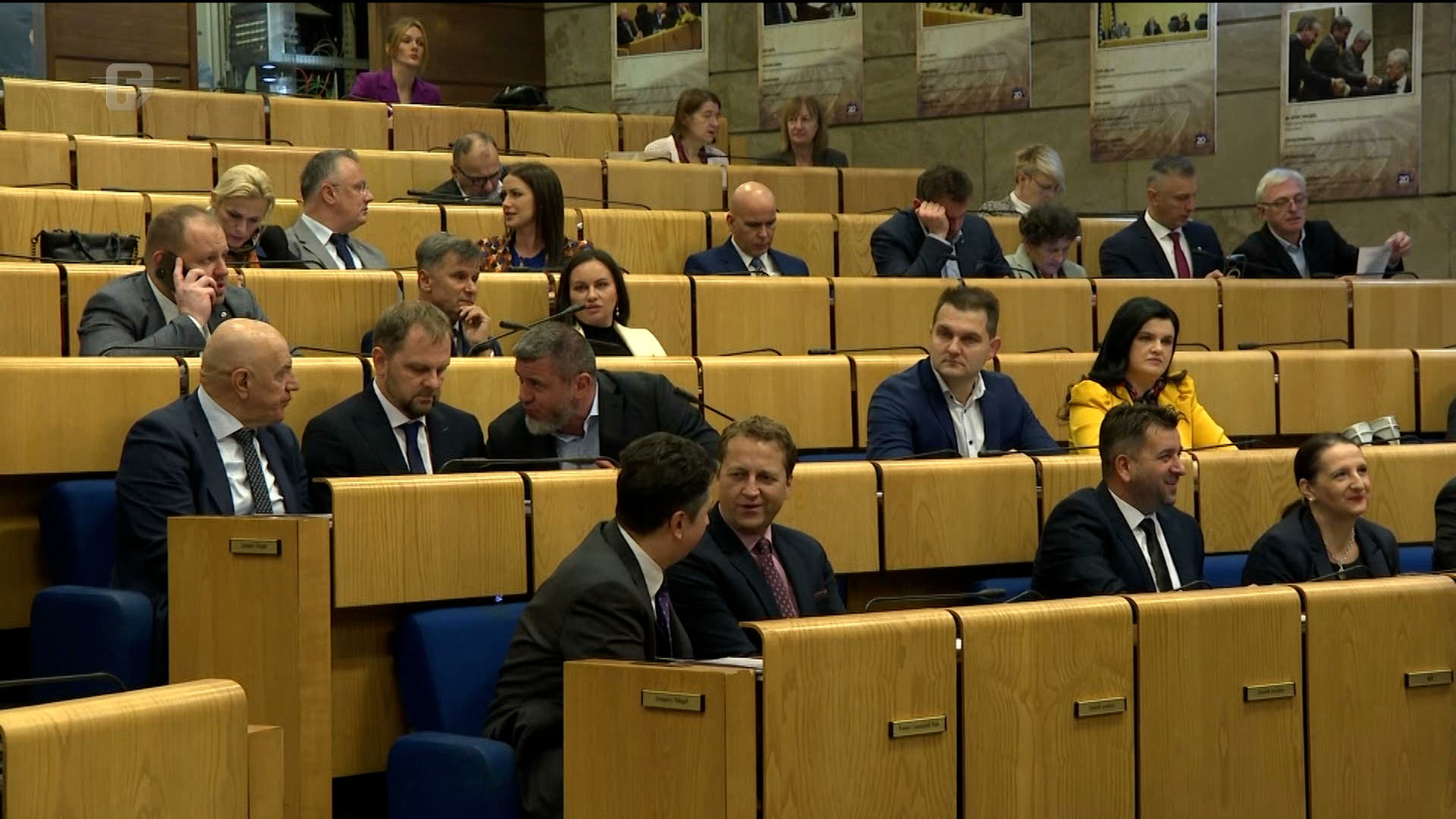 Zakonodavno-pravna komisija u rukama drži sudbinu privremenog finansiranja